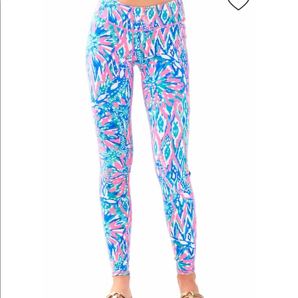 Lilly Pulitzer Pants - Lilly Pulitzer Luxletic leggings size medium.